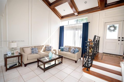 Villa ou maison à vendre à Miami, Floride: 4 chambres, 180.14 m2 № 2058481 - photo 13