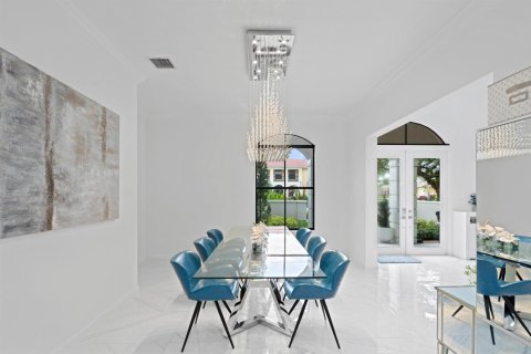 Villa ou maison à vendre à Wellington, Floride: 6 chambres, 428.84 m2 № 2077502 - photo 10