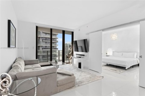 Condo à Miami, Floride, 1 chambre  № 2090813
