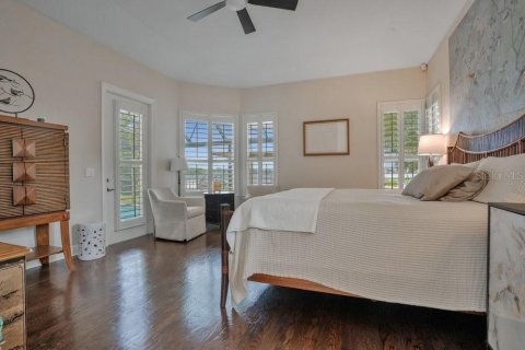 House in Windermere, Florida 4 bedrooms, 306.3 sq.m. № 2195911 - photo 27