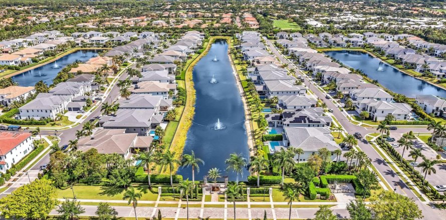 House in Boca Raton, Florida 6 bedrooms, 678.84 sq.m. № 1172533