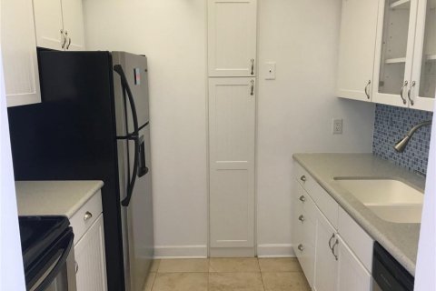 Copropriété à louer à Pompano Beach, Floride: 1 chambre, 66.98 m2 № 2388401 - photo 3