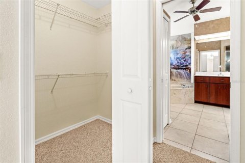 House in Port Charlotte, Florida 3 bedrooms, 199.28 sq.m. № 1785505 - photo 26