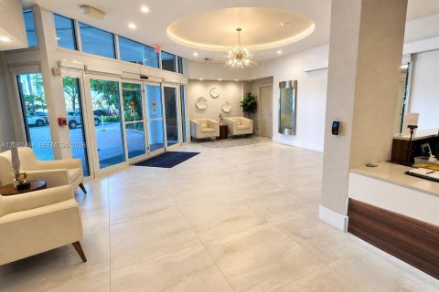 Copropriété à louer à Hollywood, Floride: 2 chambres, 108.7 m2 № 2346821 - photo 21