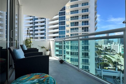 Copropriété à louer à Hollywood, Floride: 2 chambres, 108.7 m2 № 2346821 - photo 19