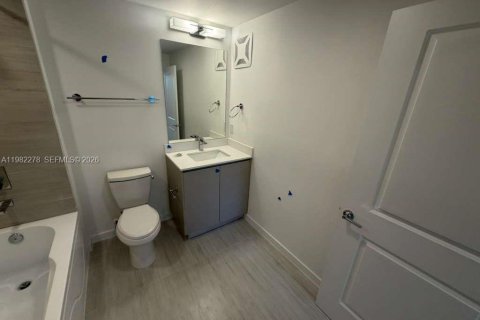 Снять в аренду кондоминиум в Орландо, Флорида 2 спальни, 95.04м2, № 2048109 - фото 13