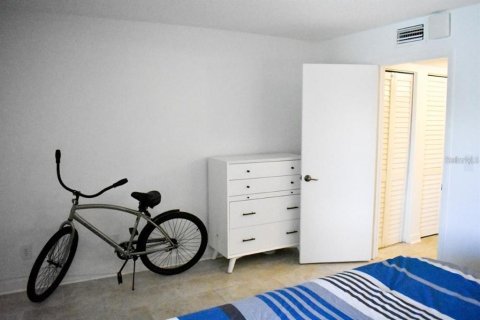 Снять в аренду кондоминиум в Южная Пасадена, Флорида 1 спальня, 52.95м2, № 2166217 - фото 14