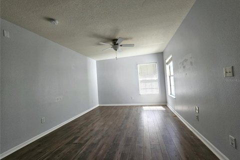 Villa ou maison à louer à Wesley Chapel, Floride: 3 chambres, 172.8 m2 № 2415355 - photo 6
