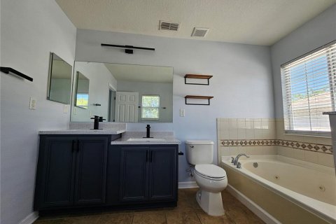 Villa ou maison à louer à Wesley Chapel, Floride: 3 chambres, 172.8 m2 № 2415355 - photo 12