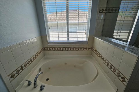 Villa ou maison à louer à Wesley Chapel, Floride: 3 chambres, 172.8 m2 № 2415355 - photo 11