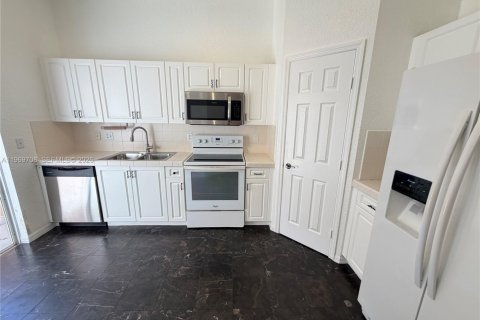 Adosado en venta en Homestead, Florida, 2 dormitorios, 132.94 m2 № 2030559 - foto 4