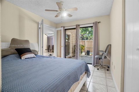 Купить таунхаус в Норт-Лодердейл, Флорида 3 спальни, 124.12м2, № 2059769 - фото 17