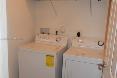 Villa ou maison à vendre à Doral, Floride: 5 chambres, 264.77 m2 № 2068489 - photo 19