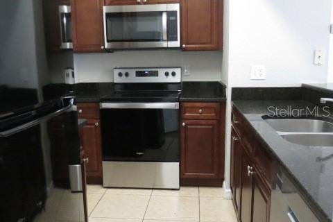 Condominio en alquiler en Orlando, Florida, 2 dormitorios, 98.76 m2 № 1803653 - foto 4