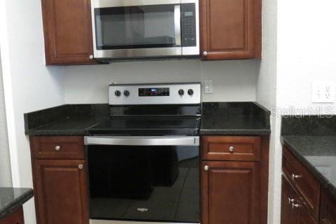 Condominio en alquiler en Orlando, Florida, 2 dormitorios, 98.76 m2 № 1803653 - foto 3