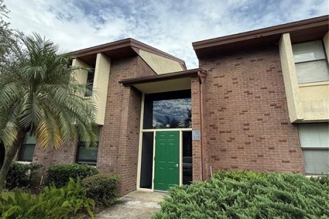 Condo in Oldsmar, Florida, 2 bedrooms  № 1912650 - photo 1