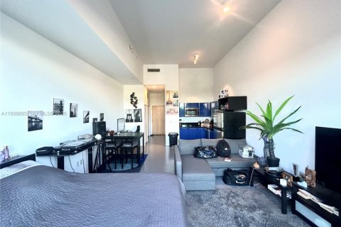 Снять в аренду кондоминиум в Майами, Флорида 47.01м2, № 1999695 - фото 6