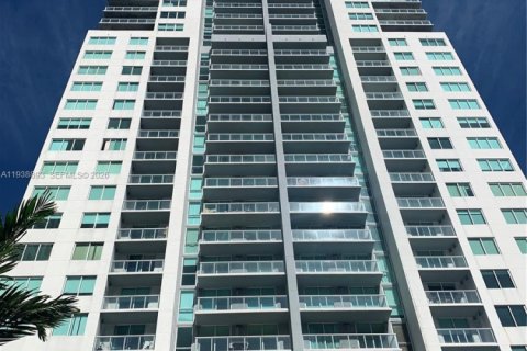 Снять в аренду кондоминиум в Майами, Флорида 47.01м2, № 1999695 - фото 20