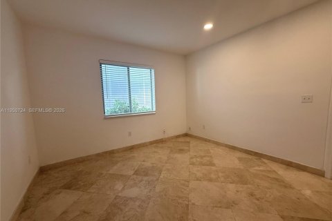 Снять в аренду кондоминиум в Майами-Бич, Флорида 2 спальни, 85.84м2, № 2006369 - фото 23