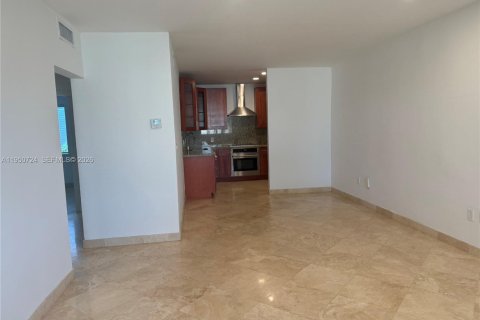Снять в аренду кондоминиум в Майами-Бич, Флорида 2 спальни, 85.84м2, № 2006369 - фото 7