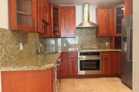 Снять в аренду кондоминиум в Майами-Бич, Флорида 2 спальни, 85.84м2, № 2006369 - фото 5