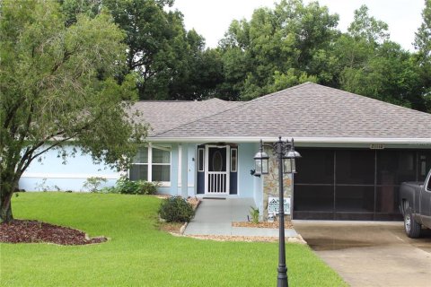 House in Dunnellon, Florida 3 bedrooms, 136.57 sq.m. № 2287380