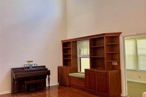 House in Alachua, Florida 3 bedrooms, 220.36 sq.m. № 2196798 - photo 6
