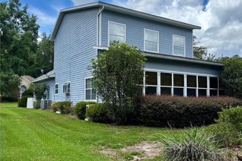 House in Alachua, Florida 3 bedrooms, 220.36 sq.m. № 2196798 - photo 10