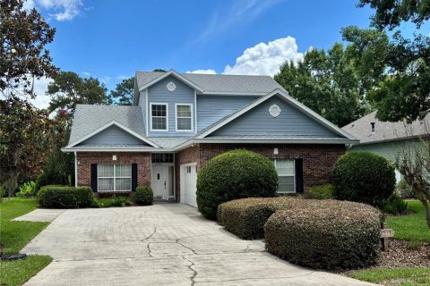 House in Alachua, Florida 3 bedrooms, 220.36 sq.m. № 2196798 - photo 12