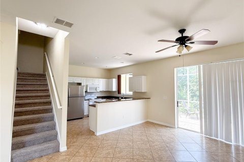 Adosado en venta en Kissimmee, Florida, 3 dormitorios, 136.38 m2 № 1873197 - foto 4