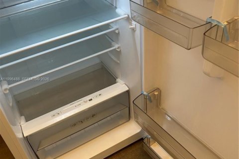 Condo in Coral Gables, Florida, 1 bedroom  № 2066223 - photo 30