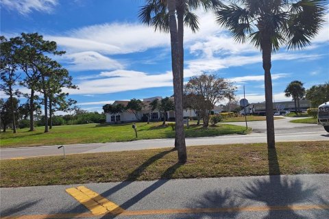 Apartamento en alquiler en Orlando, Florida, 3 dormitorios, 142.79 m2 № 2149470 - foto 15