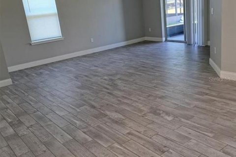 Apartamento en alquiler en Orlando, Florida, 3 dormitorios, 142.79 m2 № 2149470 - foto 2