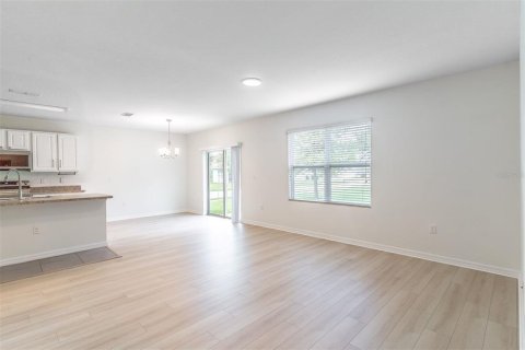 House in Haines City, Florida 5 bedrooms, 243.03 sq.m. № 2199961 - photo 30
