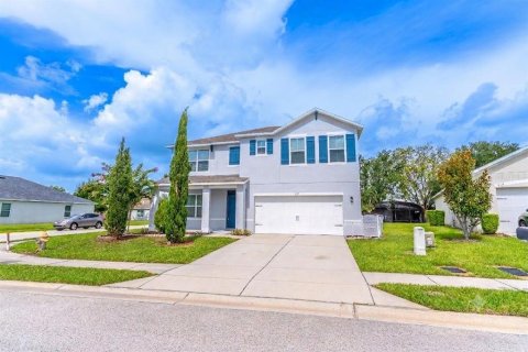 Casa en Haines City, Florida 5 dormitorios, 243.03 m2 № 2199961