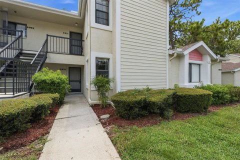 Condo in Weeki Wachee, Florida, 1 bedroom  № 2258342