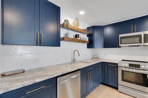Casa en venta en Holmes Beach, Florida, 2 dormitorios, 87.33 m2 № 1831365 - foto 12