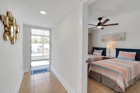 Casa en venta en Holmes Beach, Florida, 2 dormitorios, 87.33 m2 № 1831365 - foto 21