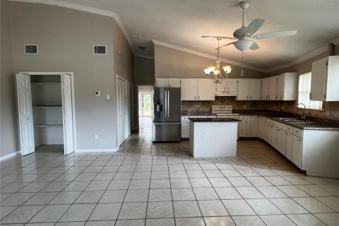 Immobilier commercial à vendre à Port Charlotte, Floride: 4 chambres, 187.66 m2 № 2150759 - photo 25