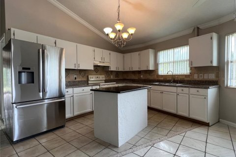 Immobilier commercial à vendre à Port Charlotte, Floride: 4 chambres, 187.66 m2 № 2150759 - photo 20