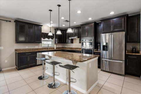 Casa en venta en Kissimmee, Florida, 4 dormitorios, 261.43 m2 № 2339084 - foto 6