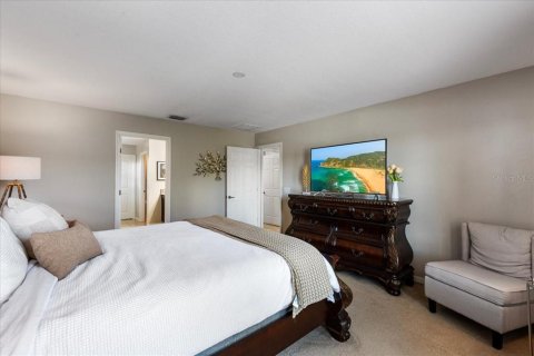 Casa en venta en Kissimmee, Florida, 4 dormitorios, 261.43 m2 № 2339084 - foto 12
