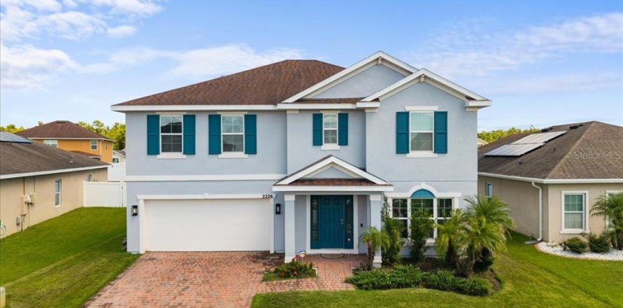 Casa en Kissimmee, Florida 4 dormitorios, 261.43 m2 № 2339084