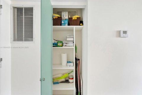 Купить кондоминиум в Майами-Бич, Флорида 1 спальня, 84.73м2, № 1963986 - фото 28