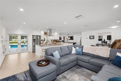 Villa ou maison à vendre à Coral Springs, Floride: 4 chambres, 195.28 m2 № 2028259 - photo 15