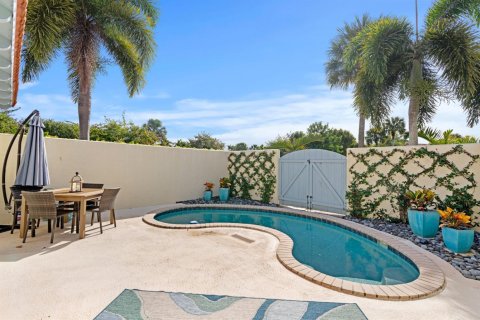 Townhouse in Wellington, Florida 1 bedroom, 67.35 sq.m. № 2082802 - photo 14
