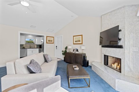Townhouse in Wellington, Florida 1 bedroom, 67.35 sq.m. № 2082802 - photo 11