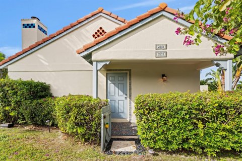 Townhouse in Wellington, Florida 1 bedroom, 67.35 sq.m. № 2082802 - photo 2
