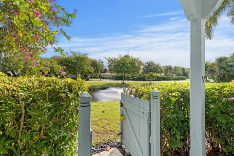 Townhouse in Wellington, Florida 1 bedroom, 67.35 sq.m. № 2082802 - photo 3