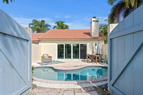 Townhouse in Wellington, Florida 1 bedroom, 67.35 sq.m. № 2082802 - photo 16